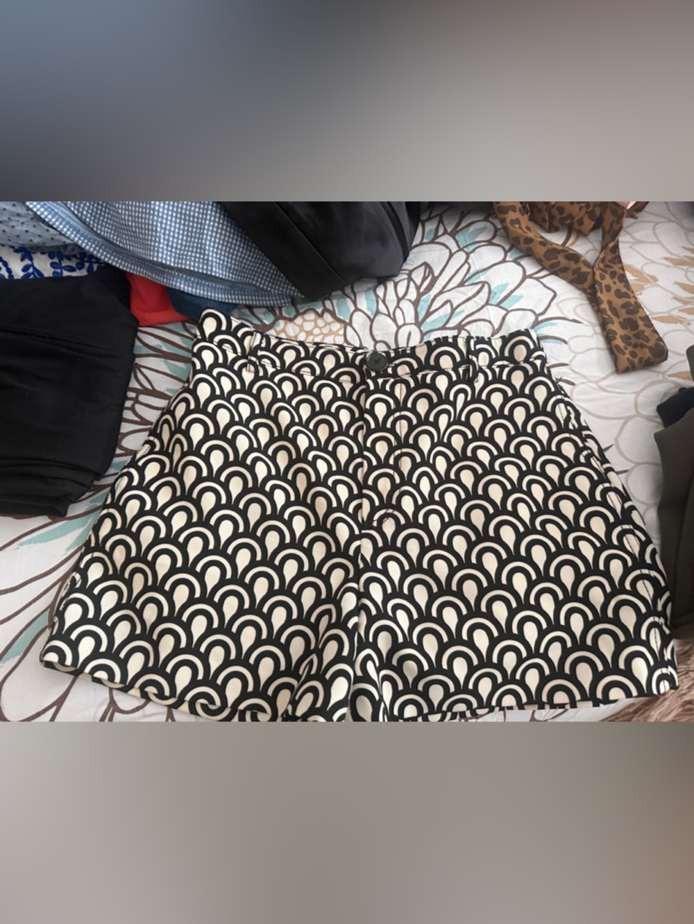 Zara Black and Cream Scallop-Print Bermuda Shorts